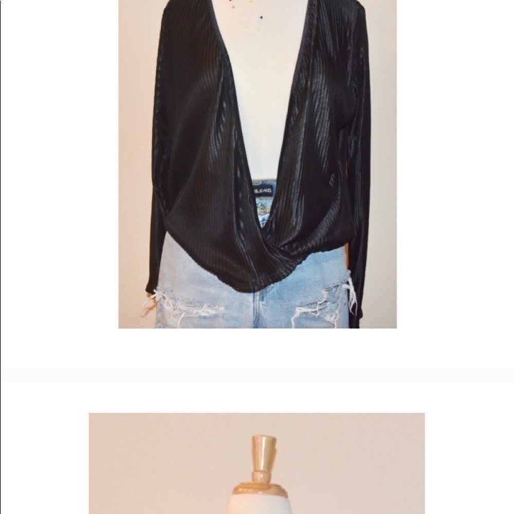 Boohoo Deep V neck top